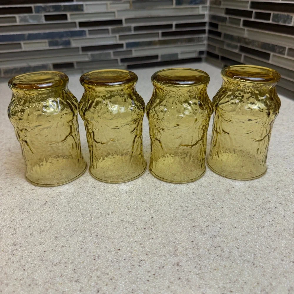VTG Anchor Hocking Amber Rain Flower 4